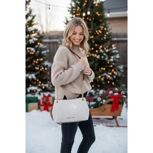 Michael Kors Jet Set Tote - Vanilla/Acorn - Used, Great Condition, Bargain!